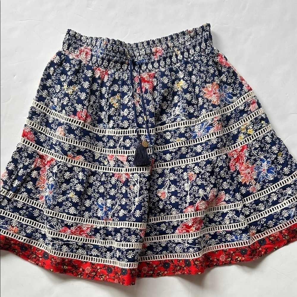 Embroidered Floral Mini Skirt by Pallavi Singhee size S